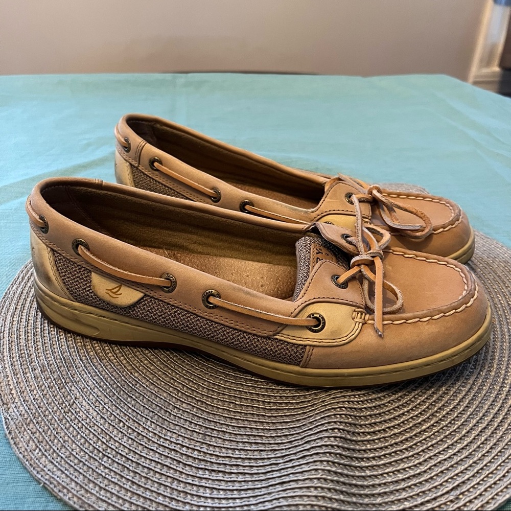 Women Sperry Top-Sider Size 9 tan slide on boat shoes